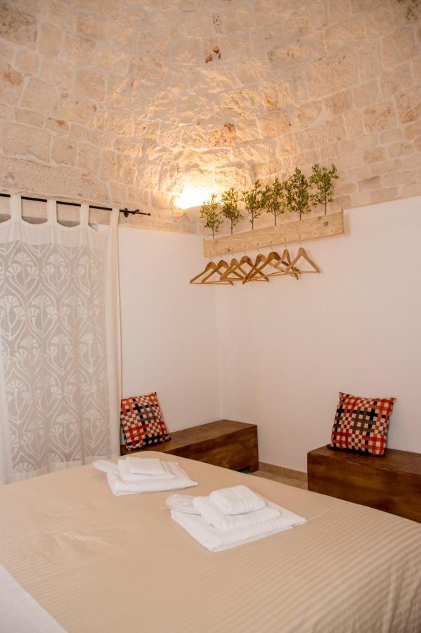 Pavi Trulli E Suites Locorotondo Exterior foto